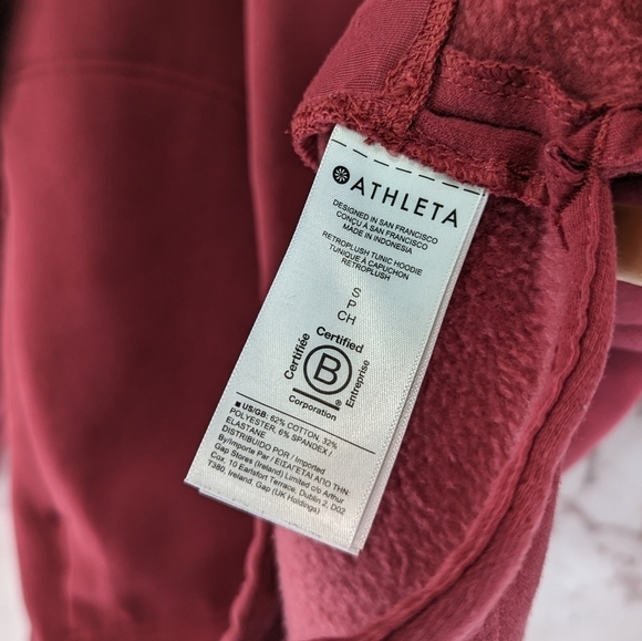 Athleta Sweatshirt Womens Small Red Retroplush Hoodie Decadent Tunic Quarter Zip - Picture 8 of 12